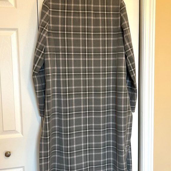 NWT Kit&Ace Go To Stretch Suiting Long Plaid Jacket with Side Vents Size Small - Picture 3 of 16